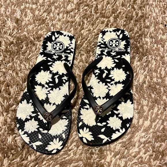 Tory Burch Shoes - Tory Burch flip flops